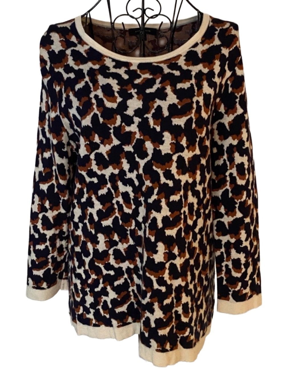 ANN TAYLOR Women’s Black Cream Brown 3/4 Sleeve Animal Print Scoop Neck Sweater